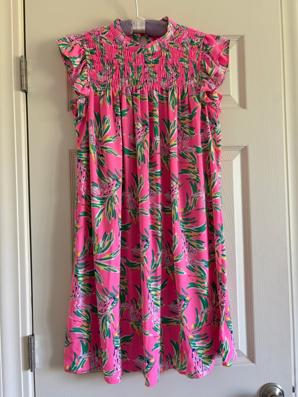 crown & ivy Pink Tropical Print Flutter Sleeve Dress